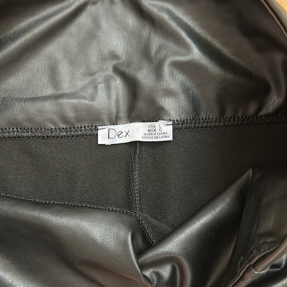 DEX faux leather leggings - Picture 3 of 3